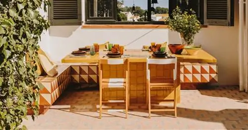 Отреставрированный деревенский дом 70-х годов рядом с Средиземным морем