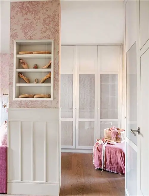 Молодежная спальня с гардеробом из белой ткани_00498792. 00498792