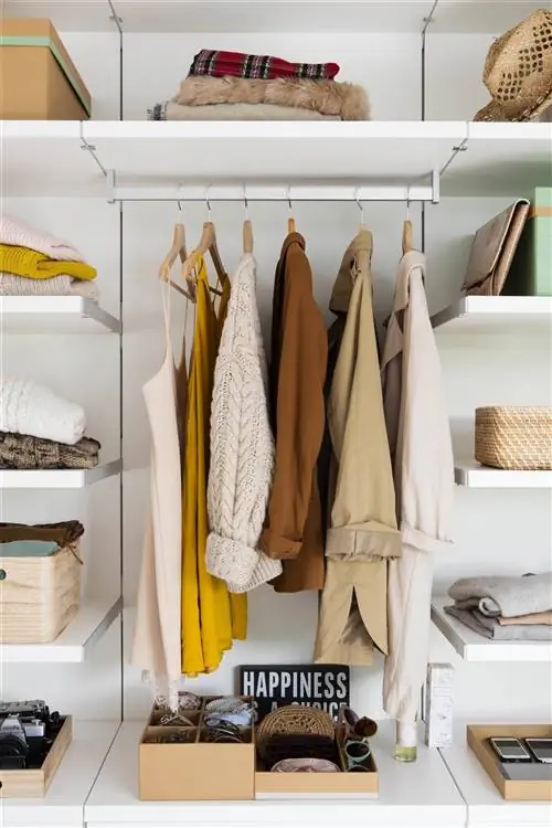 Шкаф с полками 15088253 1333x2000