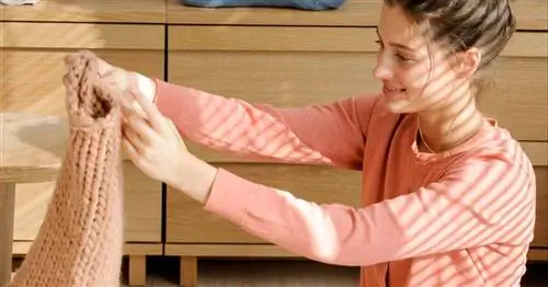 Вопросы, которые вы должны задать себе, прежде чем жертвовать или выбрасывать одежду