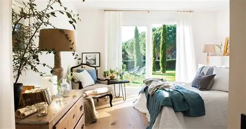 Как правильно выбрать шторы в спальню