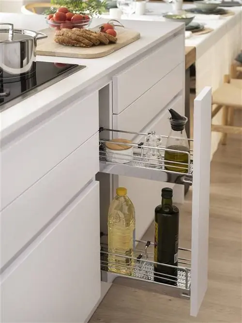 Кухня с голой и шкафами с нажимным открыванием 00522575