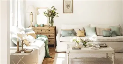 Вы бы унаследовали дом своих бабушки и дедушки и жили бы в нем? Эта молодая баскская пара сделала это