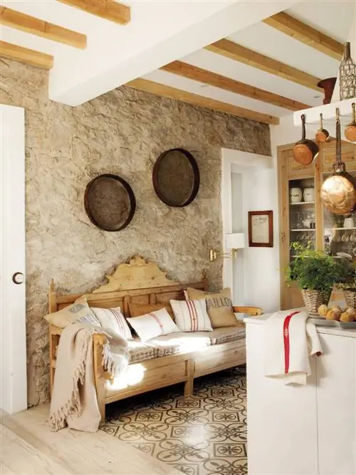 Деревянная скамейка для бабушкиной кухни