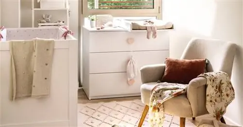7 белых комодов Ikea, два в одном для всего дома