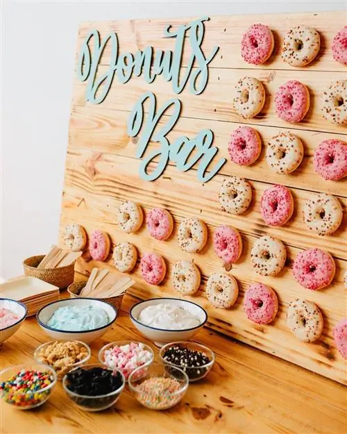 Лаура Эсканес Baby Shower