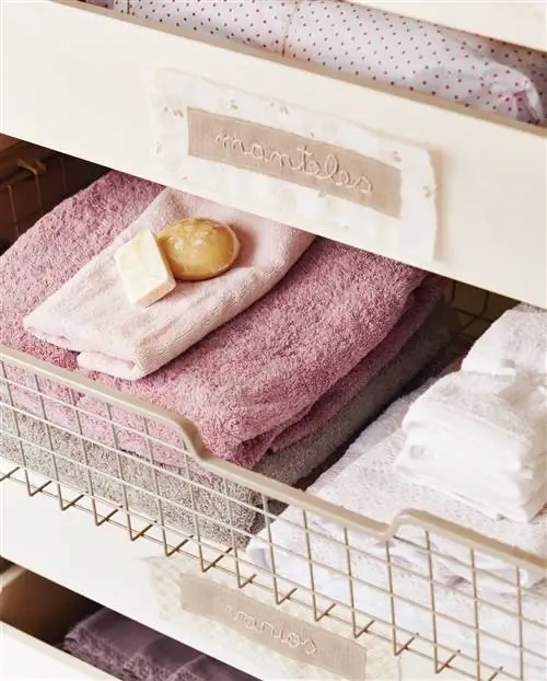 ящик с полотенцами 00404254