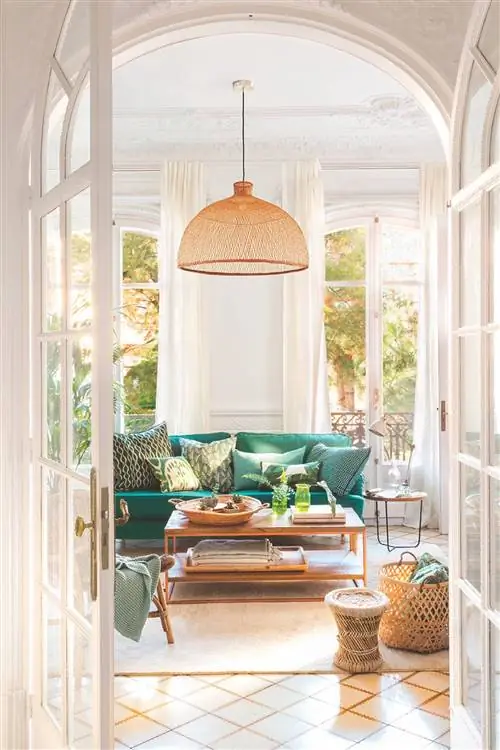 гостиная в весенне-зеленых тонах