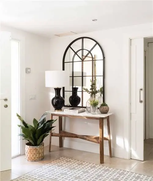 прихожая с консолью и оконным зеркалом 00513132 O