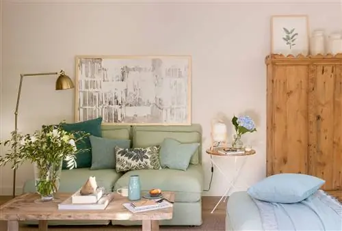 гостиная-с-зеленым-диваном-Ikea 493834 O