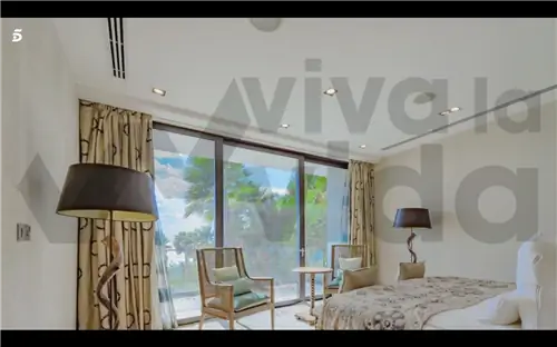 Дом короля Хуана Карлоса Абу-Даби Телесинко 17