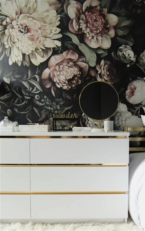 Взлом комода IKEA MALM с золотыми полосами, через Pinterest Взлом комода IKEA MALM с золотыми полосами, через Pinterest