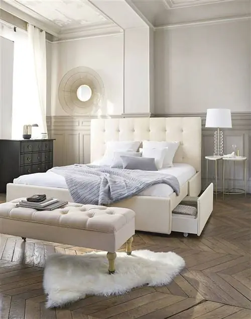 Бежевая тафтинговая мягкая скамья от Maisons du Monde Бежевая тафтинговая мягкая скамья от Maisons du Monde