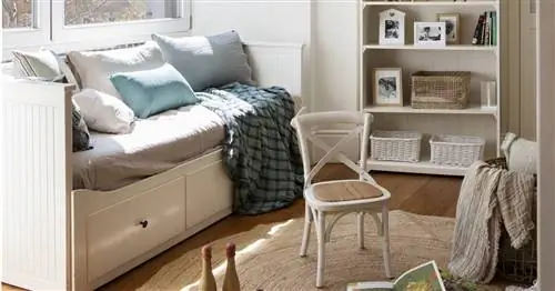 Почему нам нравится шезлонг IKEA Hemmes? 13 примеров, чтобы положить и украсить его