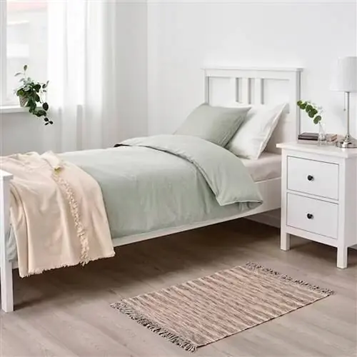 Ковер из натурального волокна от Ikea. Ковер из натурального волокна от Ikea.