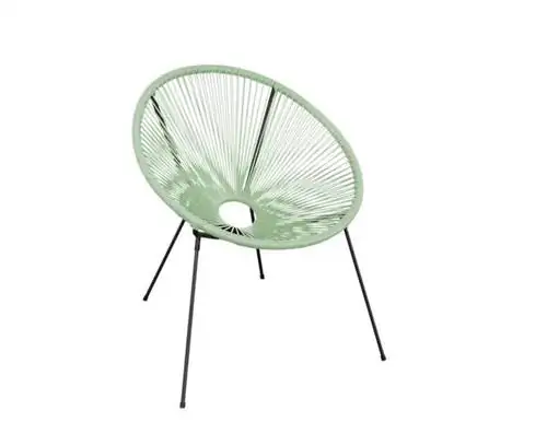 Штабелируемое кресло Acapulco от Leroy Merlin.