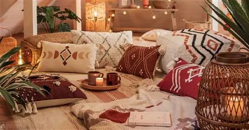 Этнические подушки от Maisons du Monde для очень стильного уголка отдыха