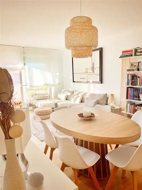 Читатель столовой Пабло Лопеса