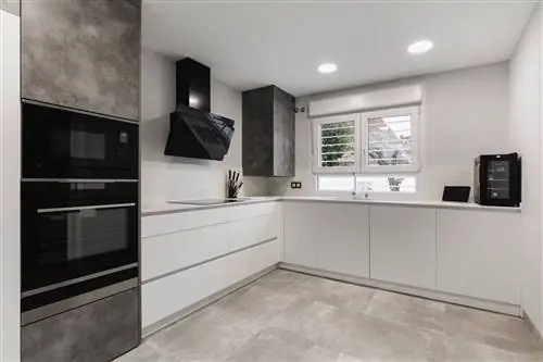 Кухня Роберто Леаля, сделанная Grupo Bono