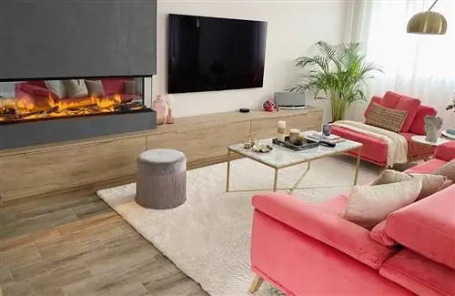 гостиная с камином Беатрис Ривас