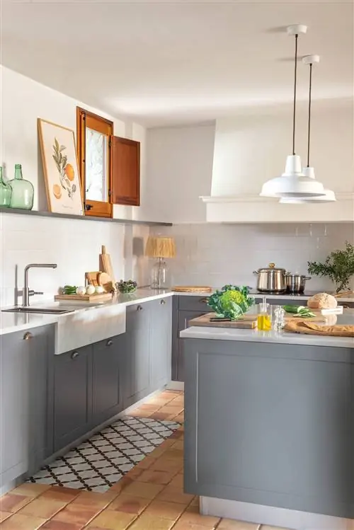 кухня-пол-плитка-грязь-00540760