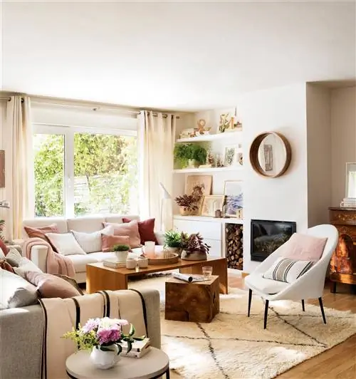 Украсьте маленькими круглыми зеркалами.