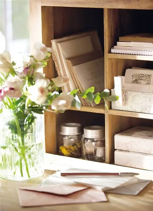 Деталь консоли с секретарем