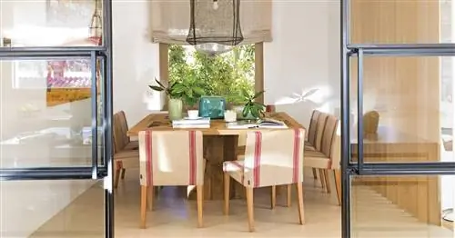 Красивый деревенский дом, вдохновленный Pinterest и Instagram и Ибицей в качестве эталона