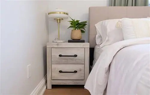 Спальня, отремонтированная братьями Скотт