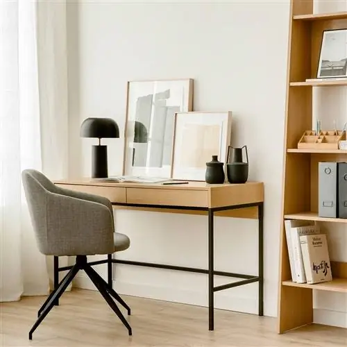 Стол Imban от Kenay Home.