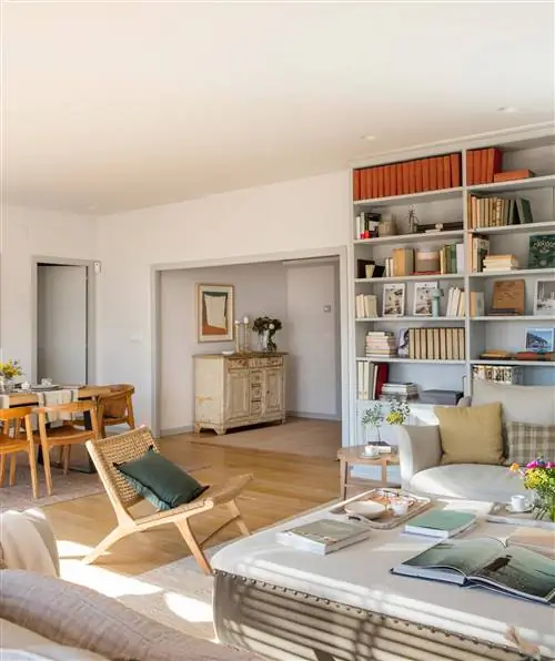 Коридор с выходом в столовую.