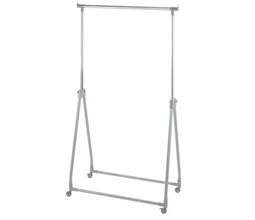 Черная пятница: складная металлическая вешалка с регулируемой высотой.