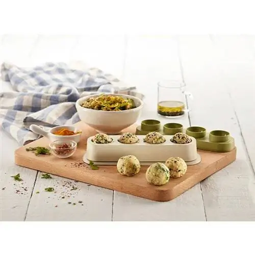 Фрикадельки из кабачков и фасоли.