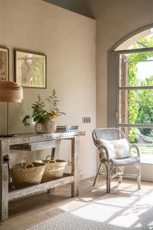 Стили зала: деревенский.