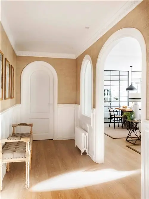 Обои для прихожей