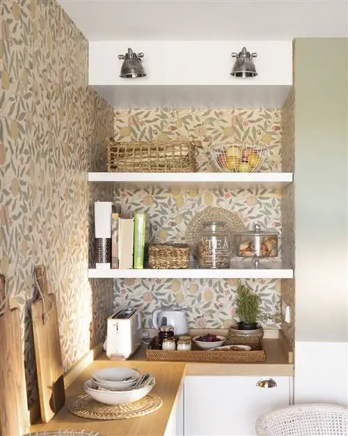 Деталь буфета с обоями back_ 517091