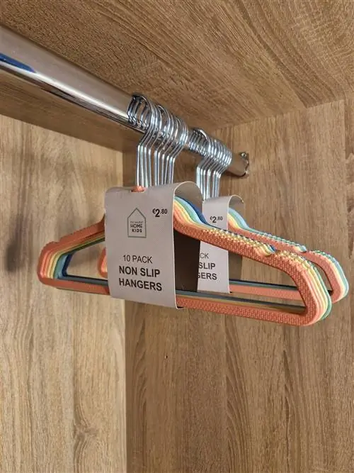 Детские вешалки Primark Home.