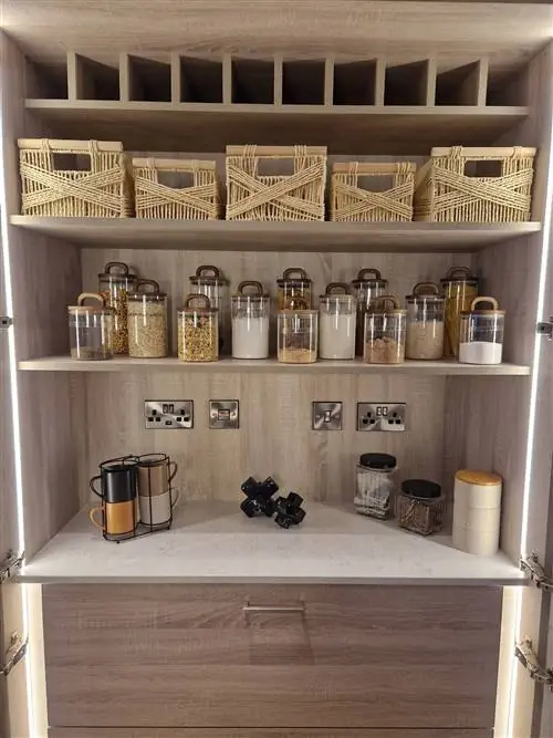 Контейнеры для хранения продуктов Primark Home.