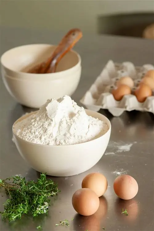 чаша с мукой