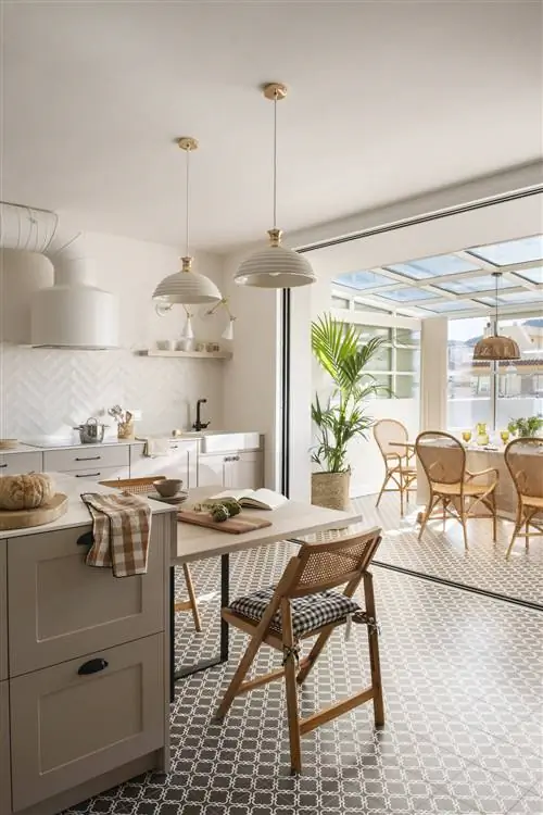 Отличные идеи для небольших столовых