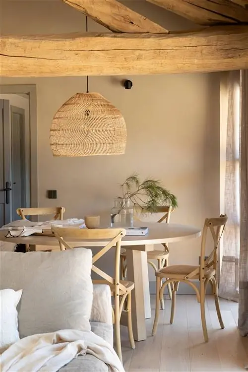 Отличные идеи для небольших столовых