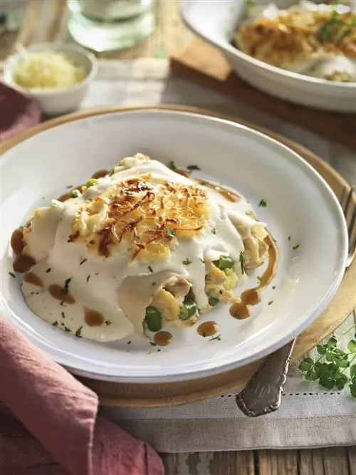 Рождественская запеканка из куриного филе с каннеллони.