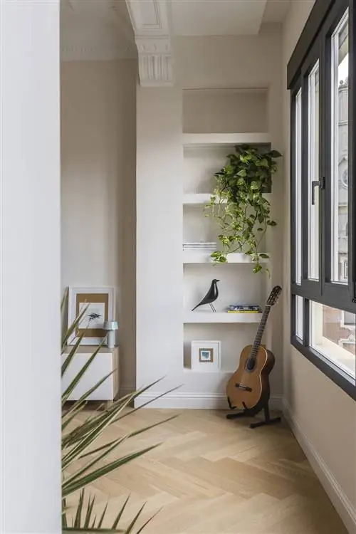 Угол гостиной с большой индивидуальностью после реформы Destudio.