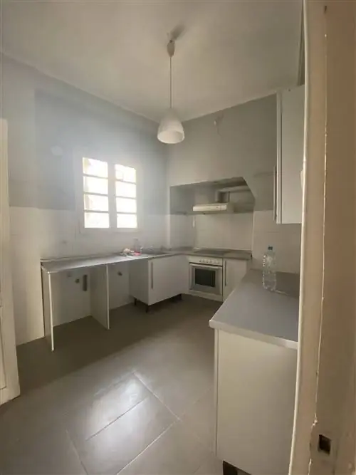 Кухня перед передачей в руки команды Destudio.