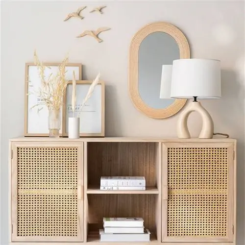 Sklum Wood и буфет из ротанга.