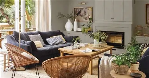 Как покрасить гостиную с темной мебелью: 10 суперидей для дома (с видео)