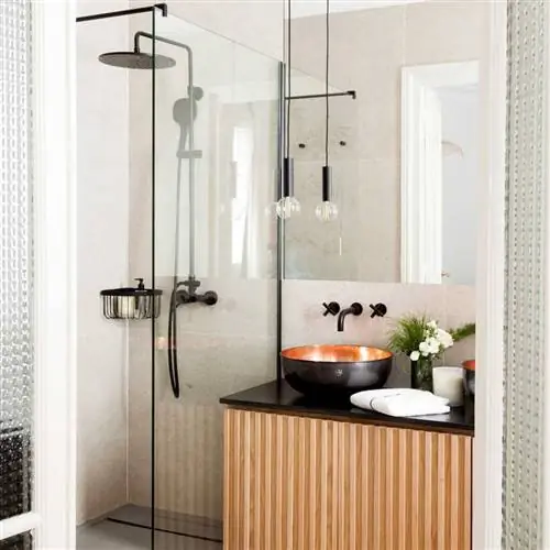 маленькая-современная-ванная-00534610 O