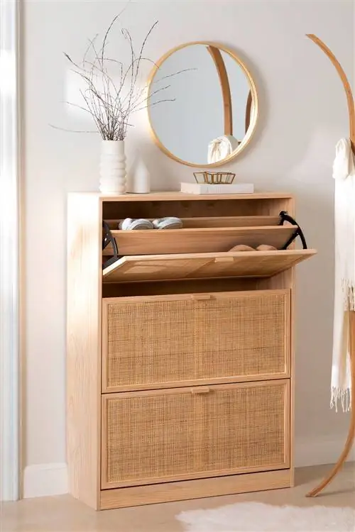 Полка для обуви Sklum Reyna из дерева и ротанга.
