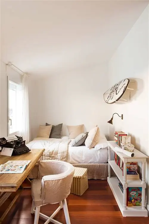 Белая мебель для спальни.