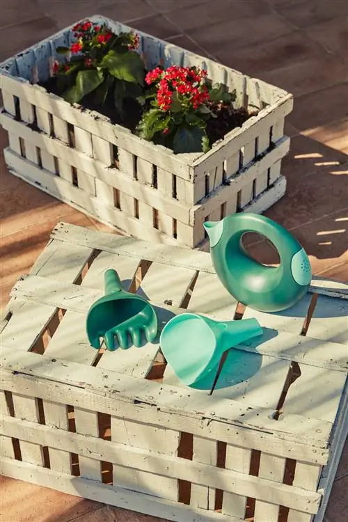 Детская коллекция Kave Home Days Off: товары для сада.